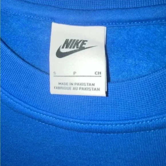 NWOT Nike Just Do It Bright Cobalt Blue Unisex Fleece Crew Neck Sweatshirt. - Picture 6 of 6
